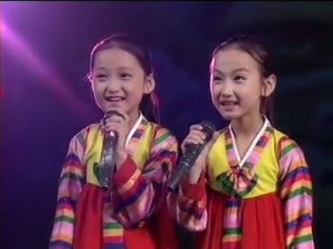 北朝鮮の子供は歌も演技もすごいwidth=190