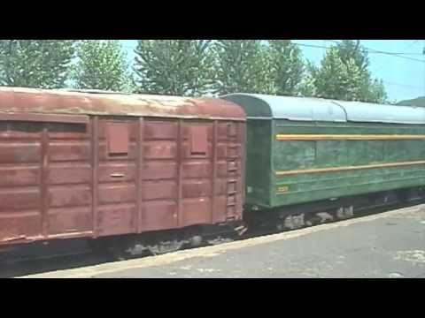 北朝鮮の列車の車内width=190