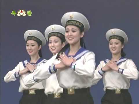 北朝鮮のダンス・パフォーマンスwidth=190