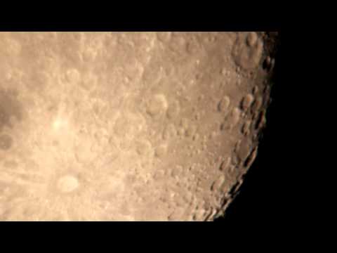 フィールドスコープで月と土星を撮影したwidth=190